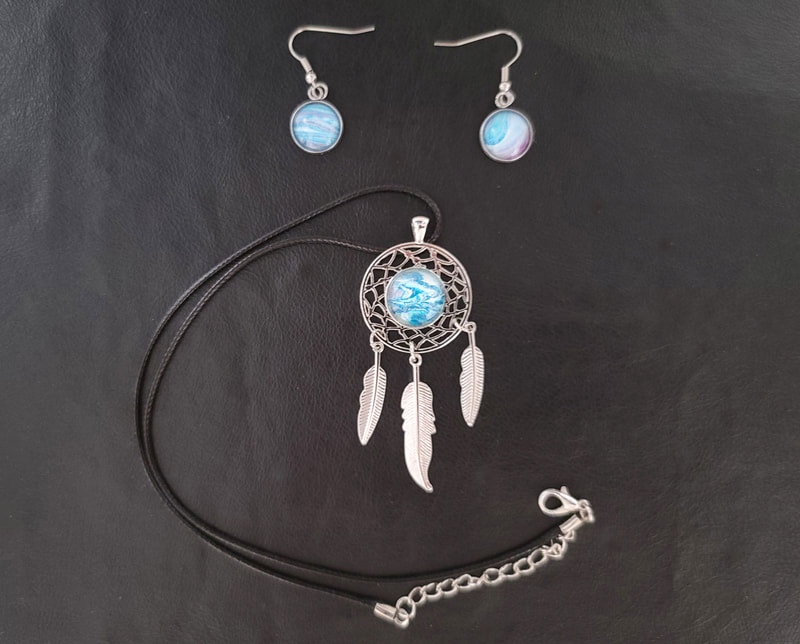 Blue dream catcher pendant necklace with matching earrings jewelry set